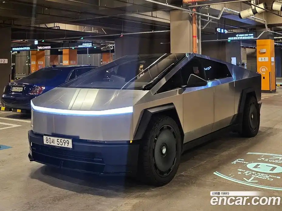 Tesla Cybertruck 2025 гидро, фото 18