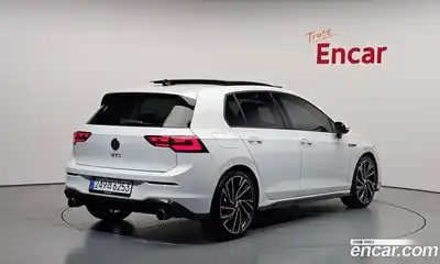 Volkswagen Golf 2024 2.0 автомат (гидро), миниатюра 2