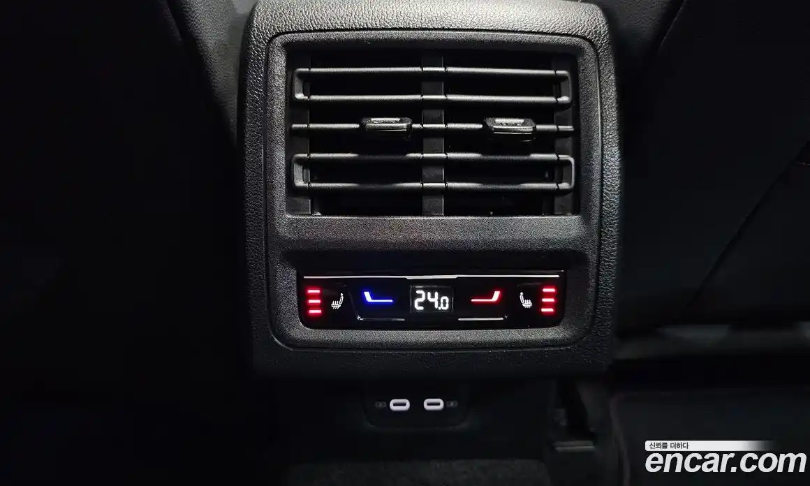 Volkswagen Golf 2024 2.0 автомат (гидро), фото 25