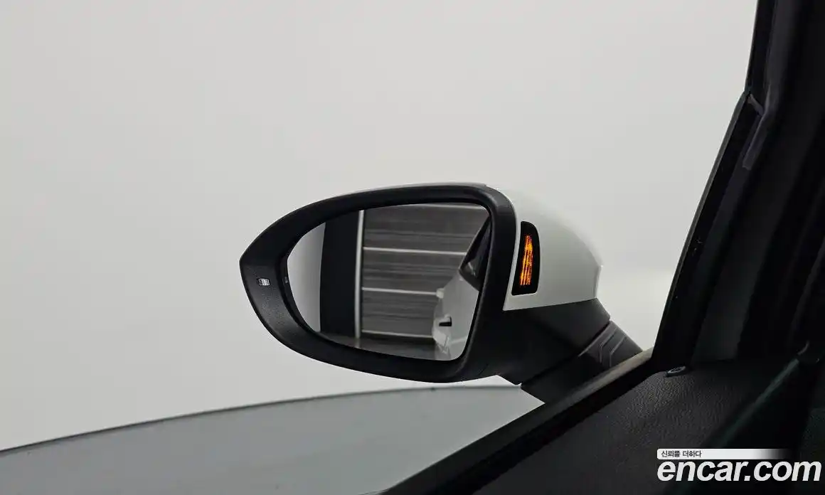 Volkswagen Golf 2024 2.0 автомат (гидро), фото 39