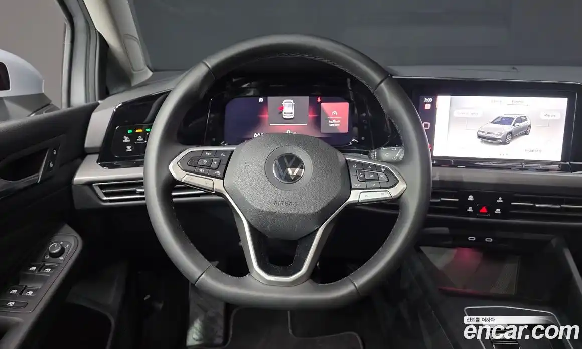 Volkswagen Golf 2022 2.0 автомат (гидро), фото 13