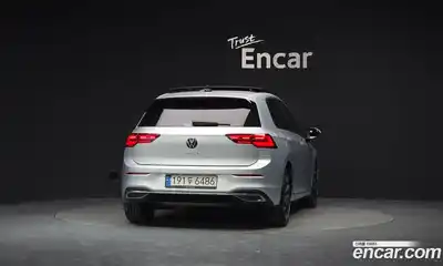 Volkswagen Golf 2022 2.0 автомат (гидро), миниатюра 4