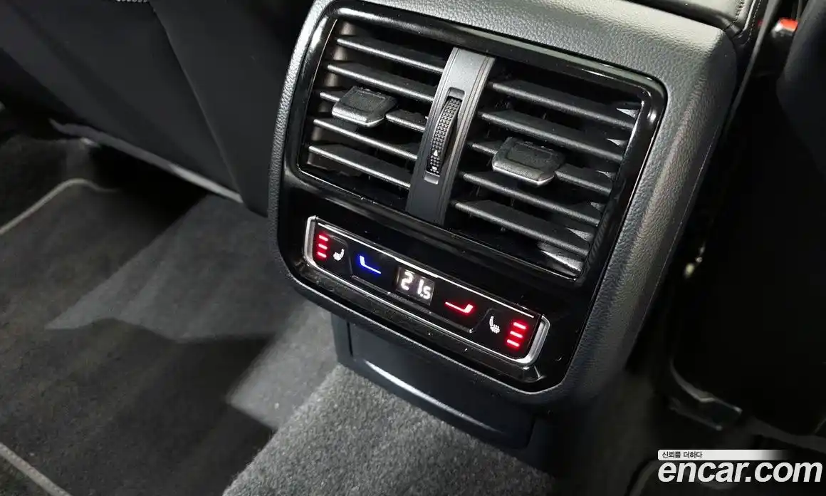 Volkswagen Passat 2022 2.0 автомат (гидро), фото 23