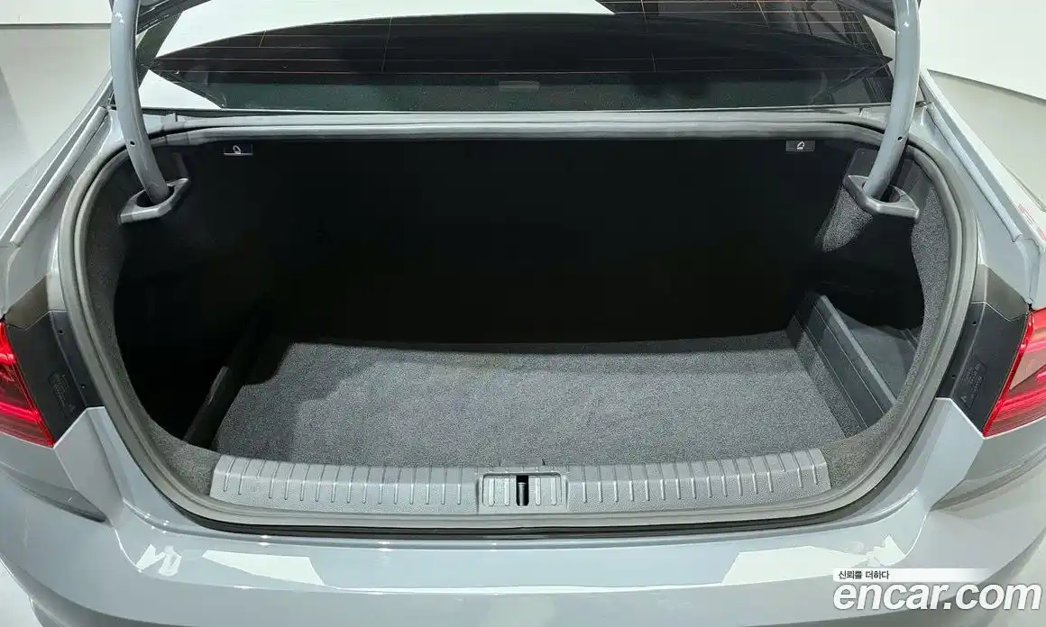 Volkswagen Passat 2022 2.0 автомат (гидро), фото 28