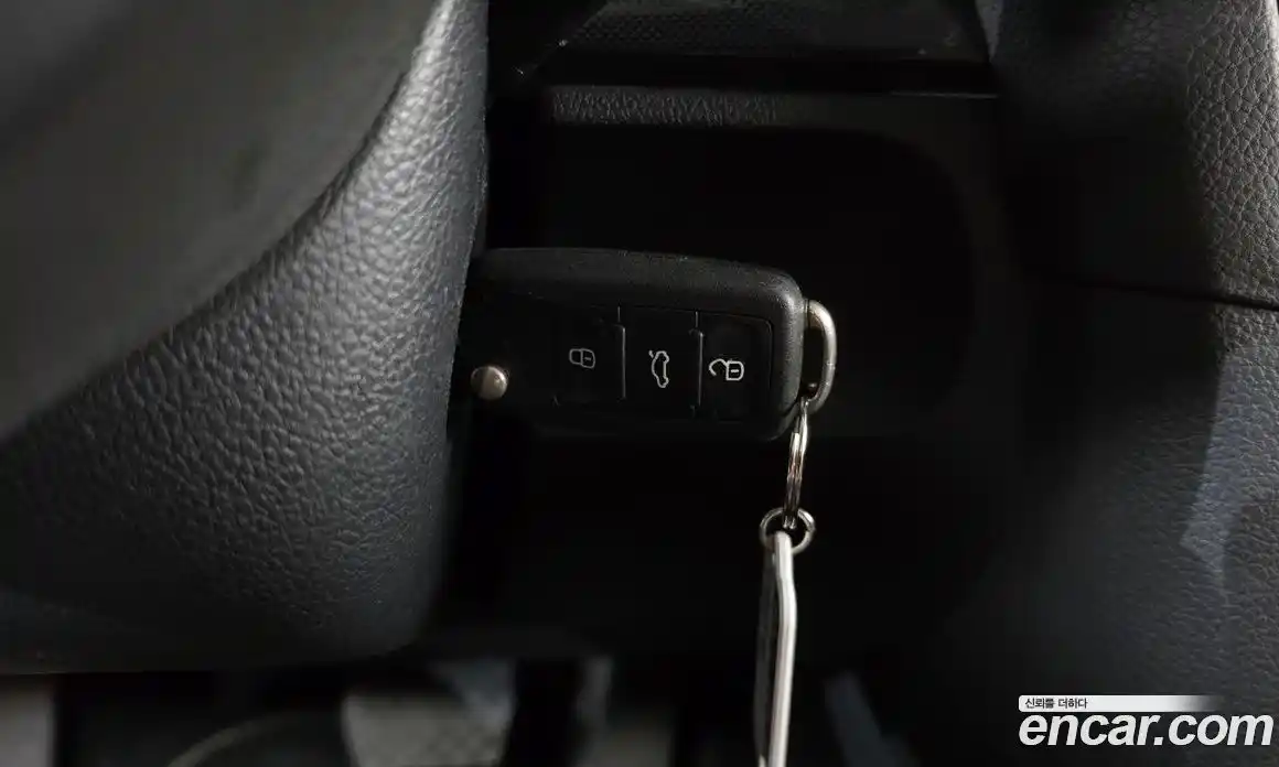Volkswagen Golf 2011 1.6 автомат (гидро), фото 15