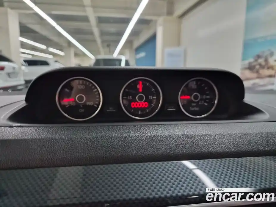 Volkswagen Beatle 2013 2.0 автомат (гидро), фото 13
