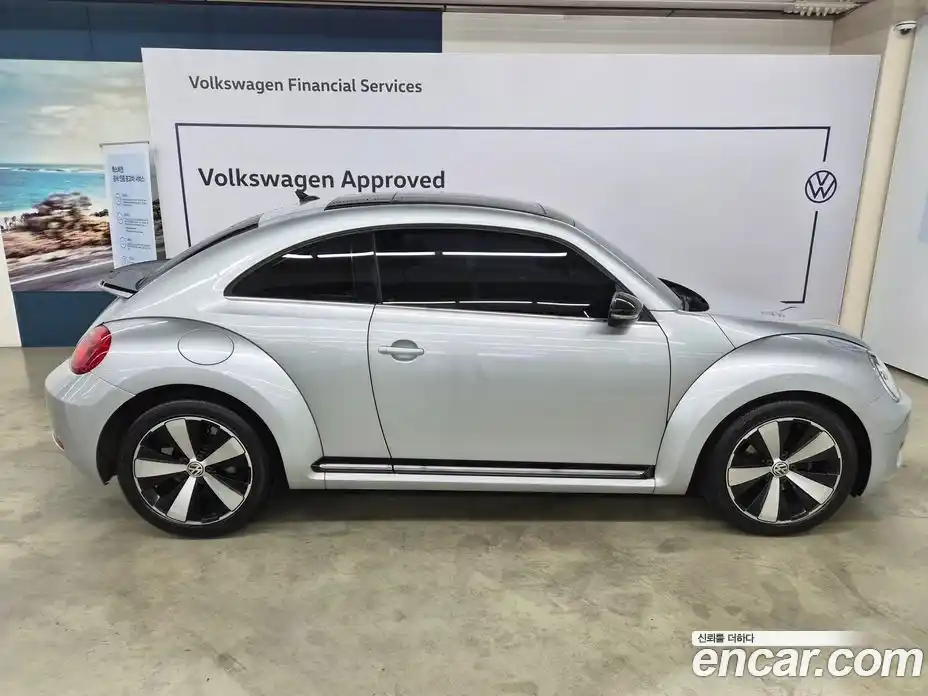 Volkswagen Beatle 2013 2.0 автомат (гидро), фото 19
