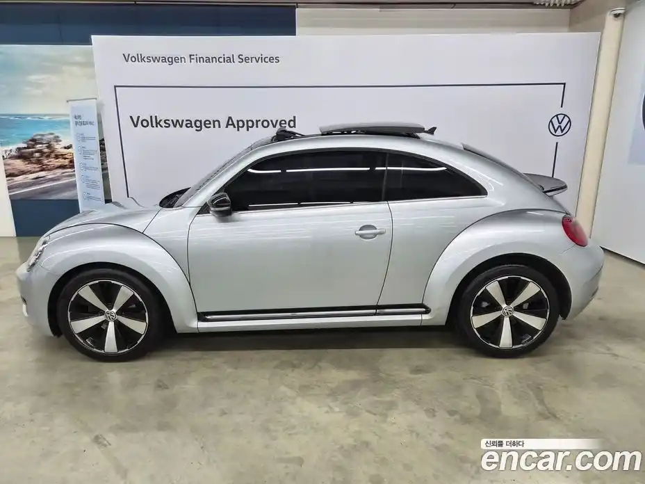 Volkswagen Beatle 2013 2.0 автомат (гидро), фото 20