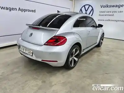 Volkswagen Beatle 2013 2.0 автомат (гидро), миниатюра 2