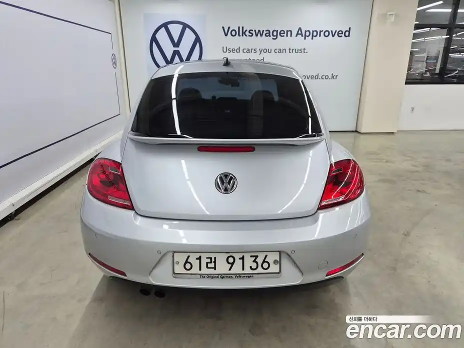 Volkswagen Beatle 2013 2.0 автомат (гидро), фото 4