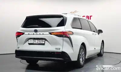 Toyota Sienna 2021 2.5 автомат (гидро), миниатюра 2 Toyota Sienna 2021 2.5 автомат (гидро), миниатюра 2