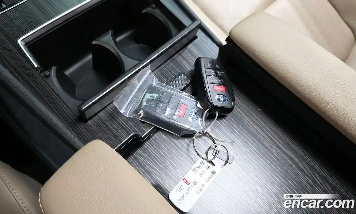Toyota Sienna 2021 2.5 автомат (гидро), фото 22 Toyota Sienna 2021 2.5 автомат (гидро), фото 22