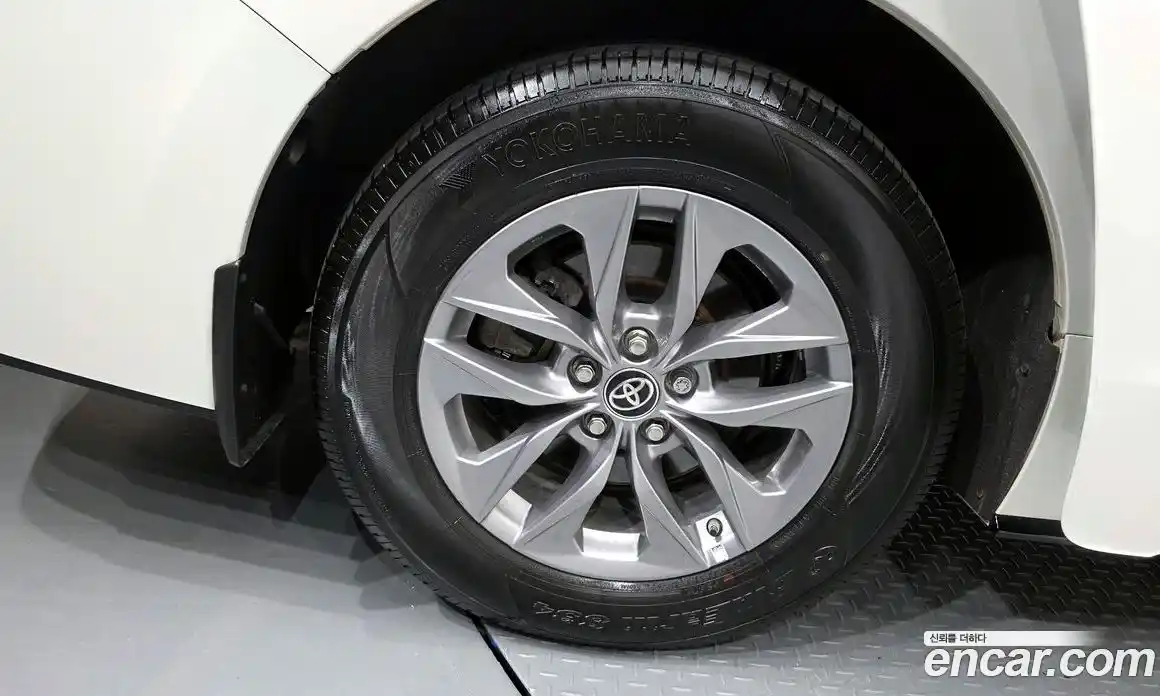 Toyota Sienna 2021 2.5 автомат (гидро), фото 29 Toyota Sienna 2021 2.5 автомат (гидро), фото 29