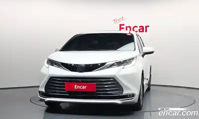 Toyota Sienna 2021 2.5 автомат (гидро), миниатюра 3 Toyota Sienna 2021 2.5 автомат (гидро), миниатюра 3