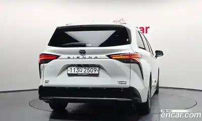 Toyota Sienna 2021 2.5 автомат (гидро), миниатюра 4 Toyota Sienna 2021 2.5 автомат (гидро), миниатюра 4