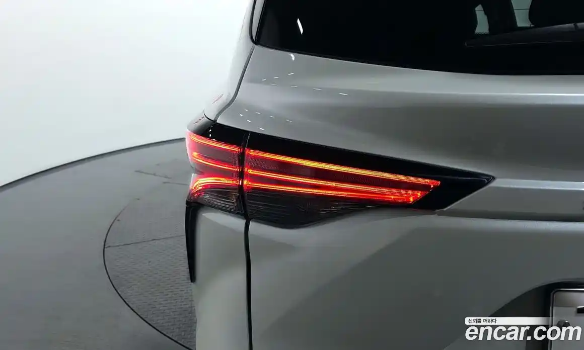 Toyota Sienna 2021 2.5 автомат (гидро), фото 9 Toyota Sienna 2021 2.5 автомат (гидро), фото 9