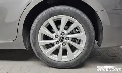 Toyota Camry 2023 2.5 автомат (гидро), миниатюра 7 Toyota Camry 2023 2.5 автомат (гидро), миниатюра 7