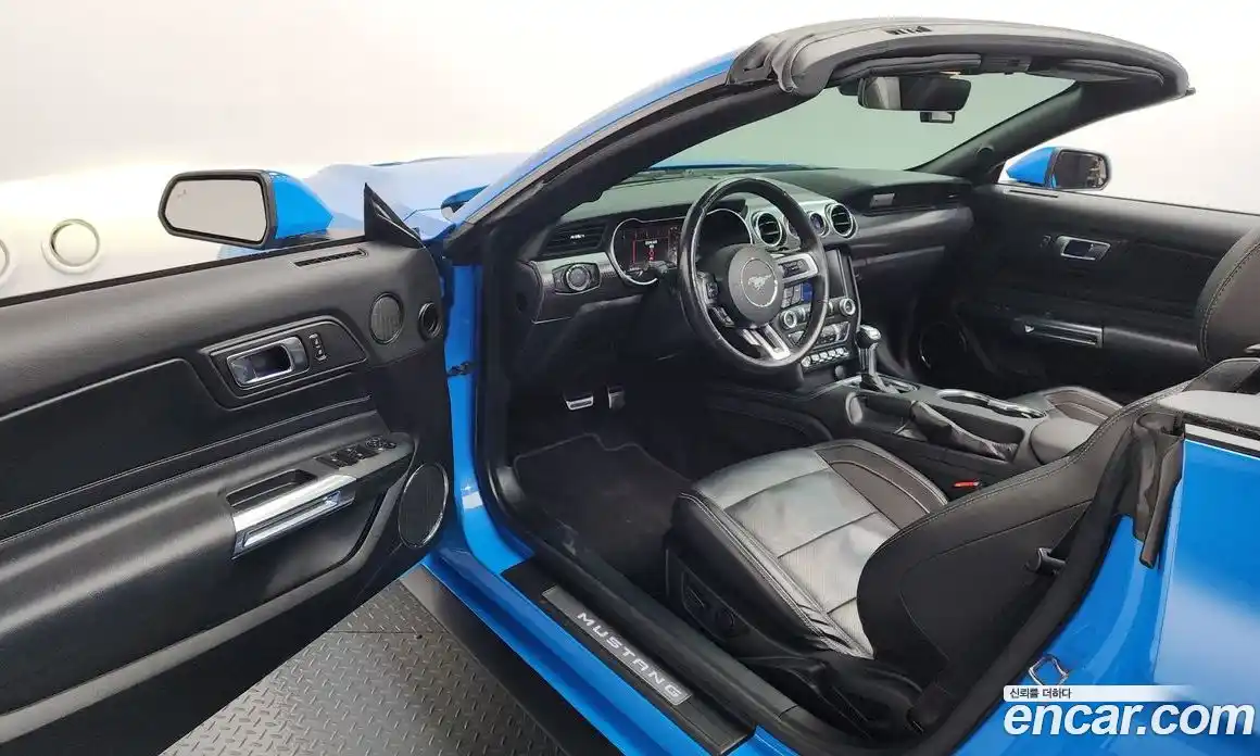 Ford Mustang 2022 5.0 автомат (гидро), фото 12