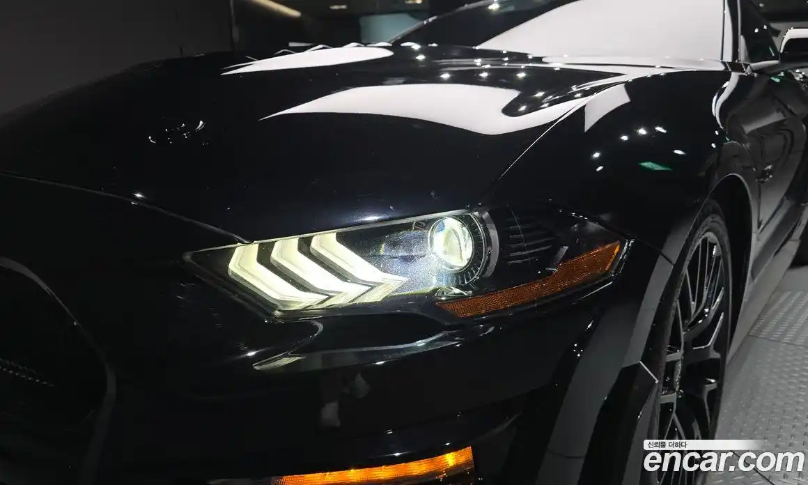 Ford Mustang 2018 5.0 автомат (гидро), фото 8