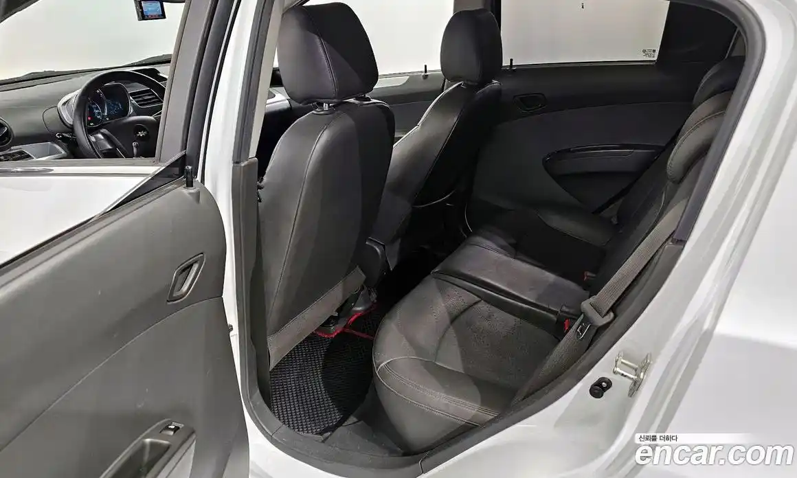 Chevrolet Spark 2014 1.0 автомат (гидро), фото 11