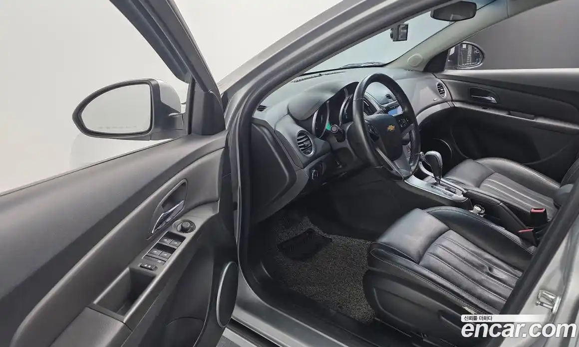 Chevrolet Cruze 2015 1.8 автомат (гидро), фото 11