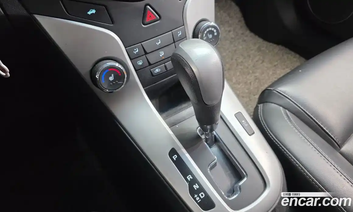 Chevrolet Cruze 2015 1.8 автомат (гидро), фото 9