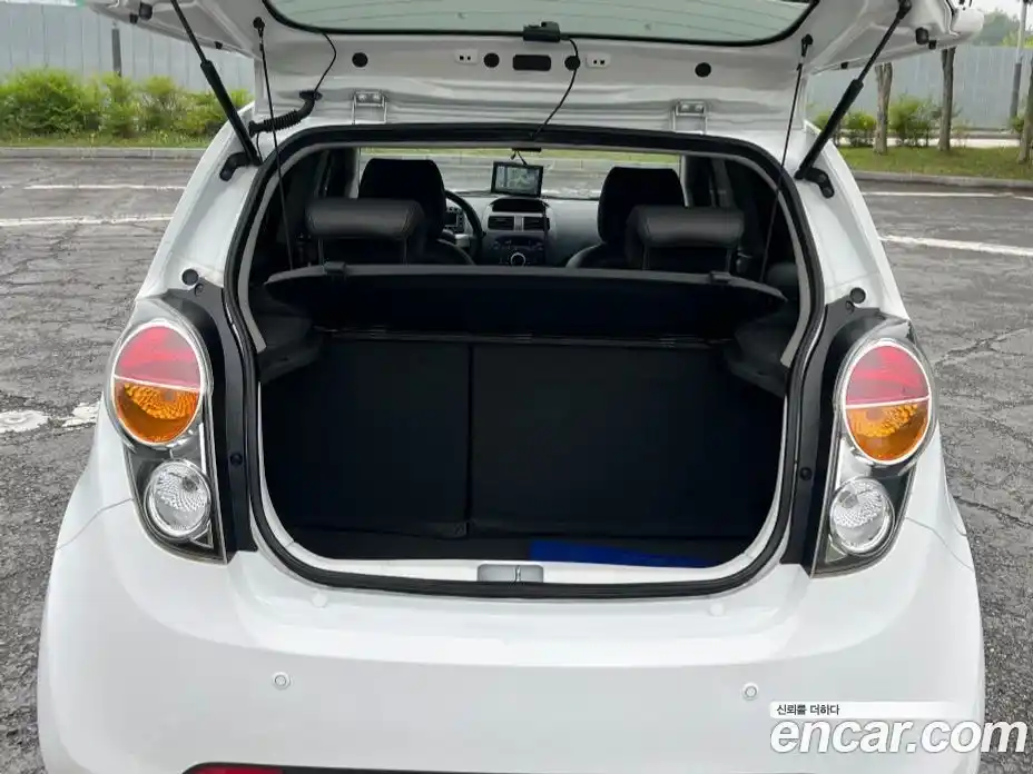 Chevrolet Spark 2012 1.0 автомат (гидро), фото 5