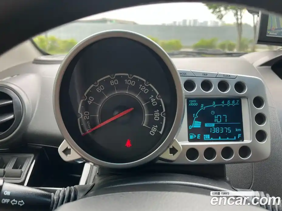 Chevrolet Spark 2012 1.0 автомат (гидро), фото 6