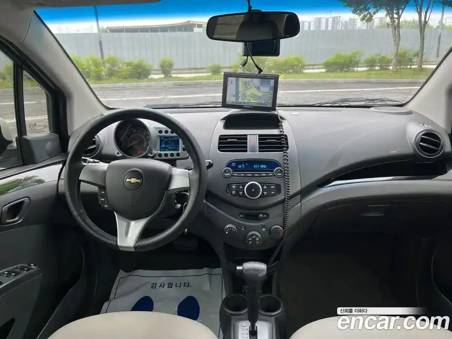Chevrolet Spark 2012 1.0 автомат (гидро), фото 9