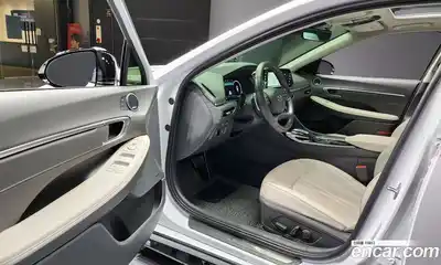 Hyundai Sonata 2023 1.6 автомат (гидро), миниатюра 11