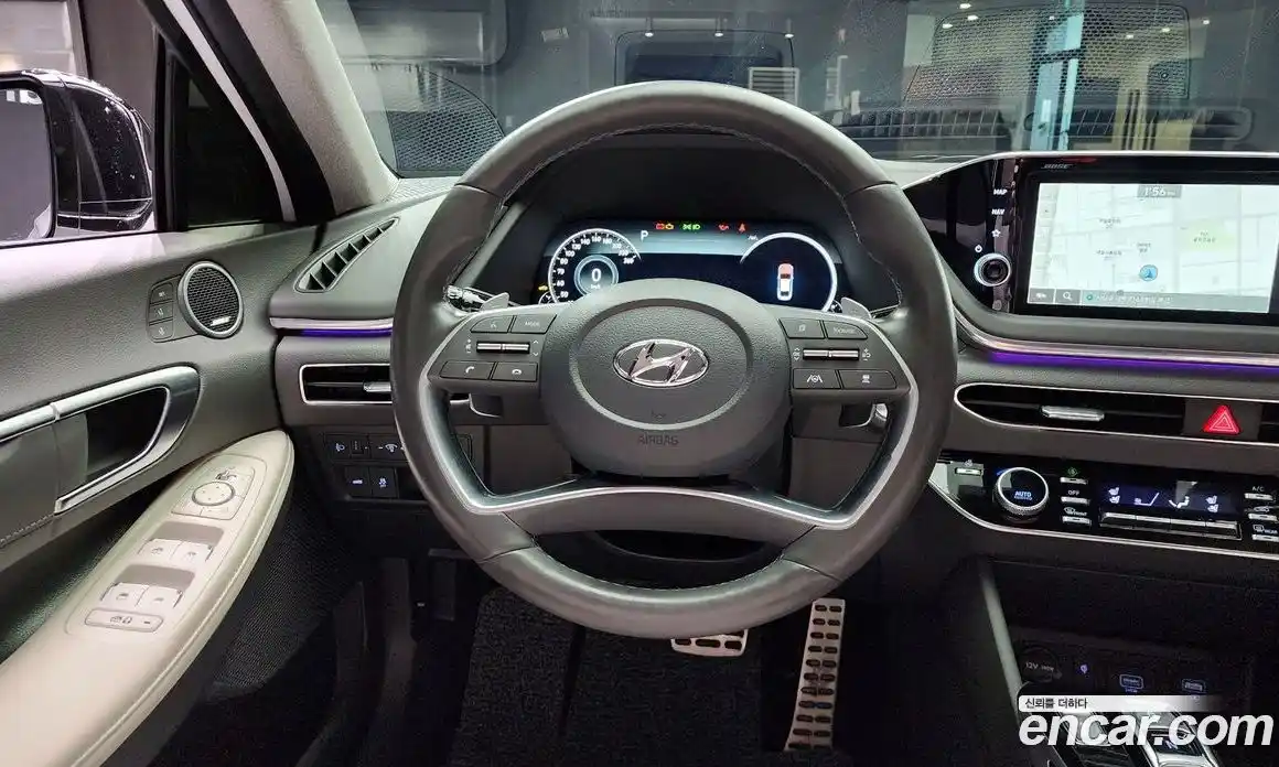 Hyundai Sonata 2023 1.6 автомат (гидро), фото 14