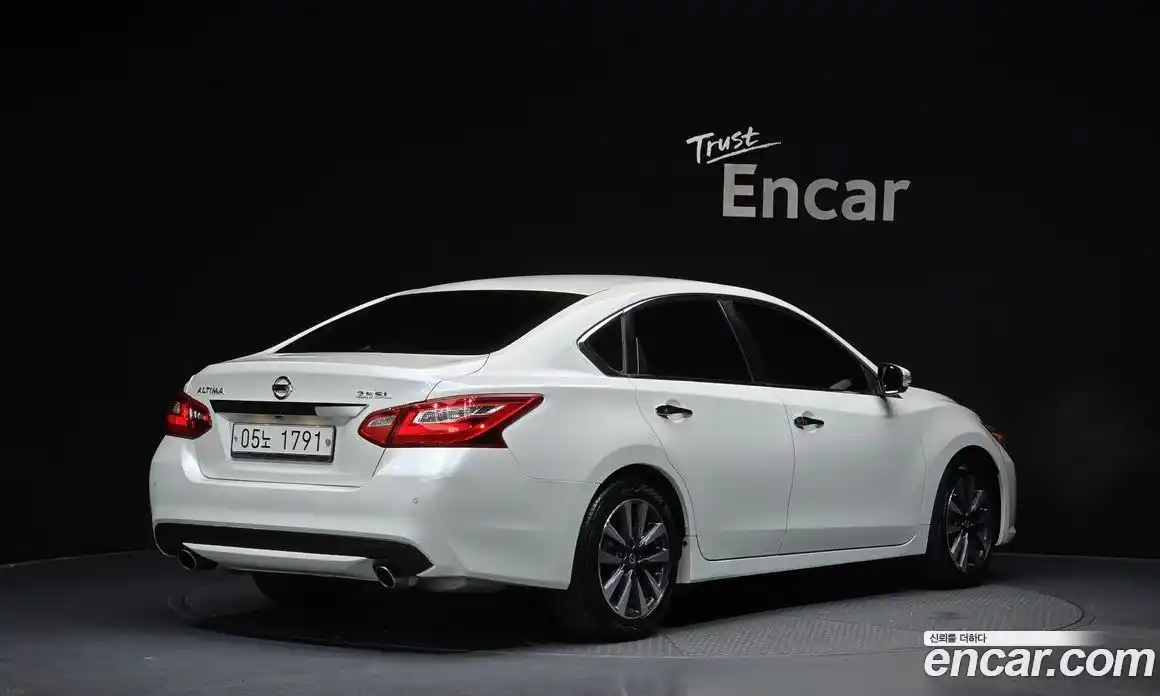 Nissan Altima 2017 2.5 автомат (гидро), фото 2 Nissan Altima 2017 2.5 автомат (гидро), фото 2