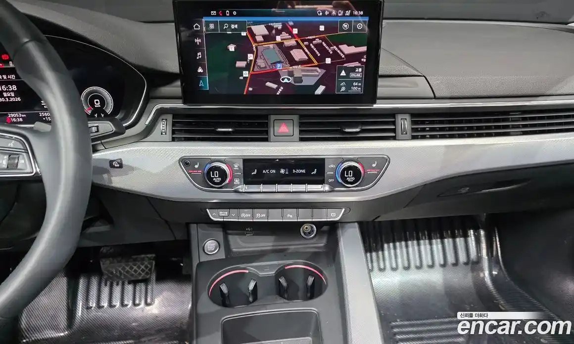 Audi A4 2023 2.0 автомат (гидро), фото 16