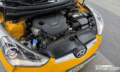 Hyundai Veloster 2013 1.6 автомат (гидро), миниатюра 6