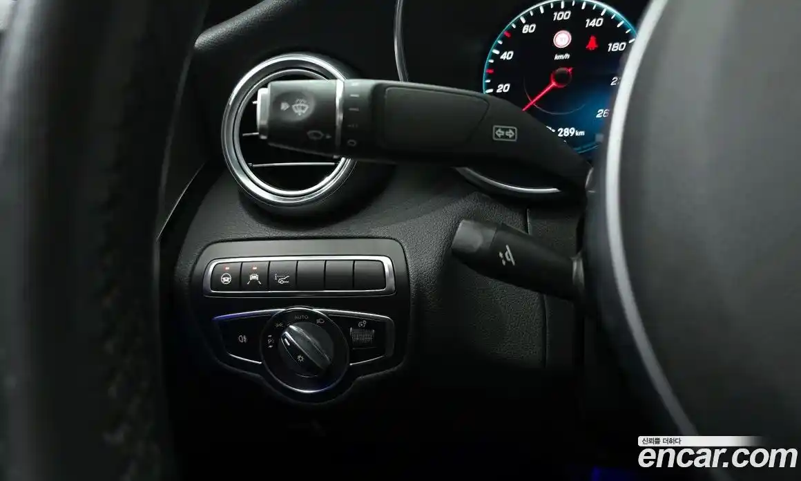 Mercedes-Benz C-Class 2021 2.0 гидро, фото 16