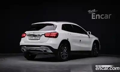 Mercedes-Benz GLA-Class 2019 2.0 гидро, миниатюра 2