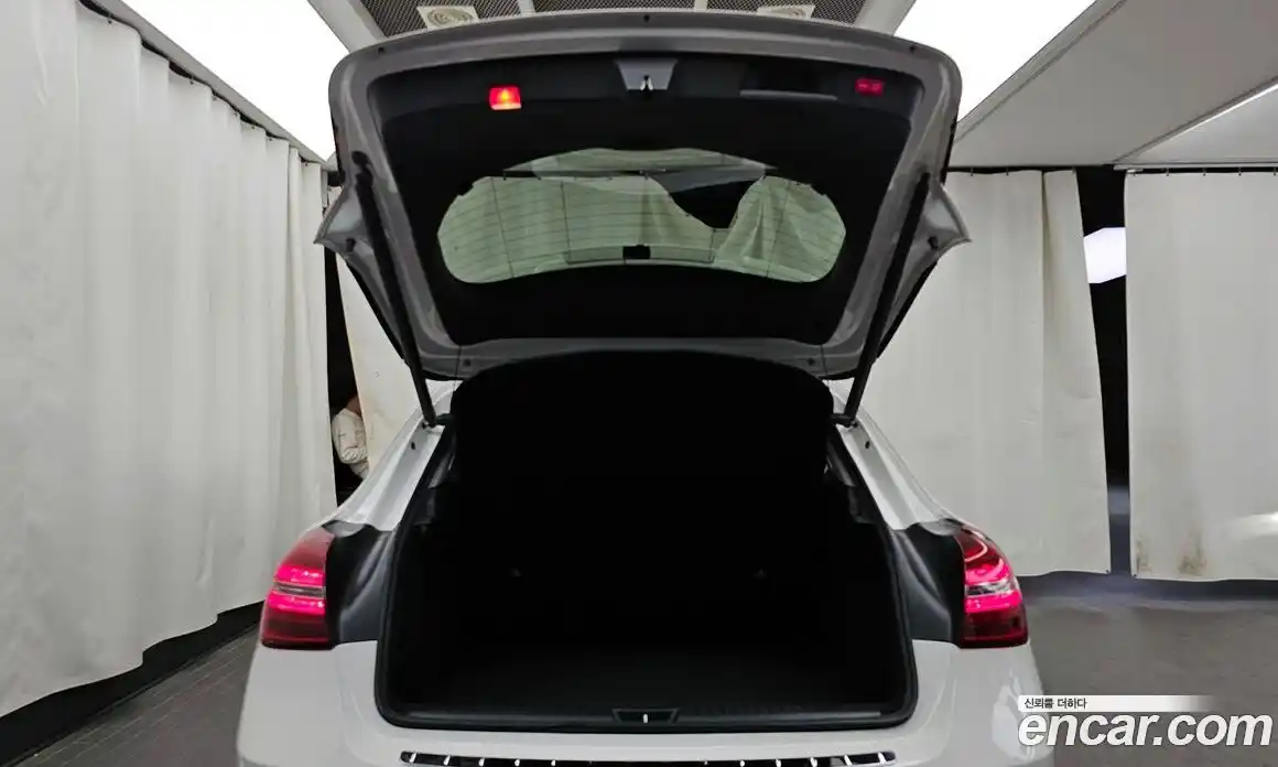 Mercedes-Benz GLA-Class 2019 2.0 гидро, фото 26