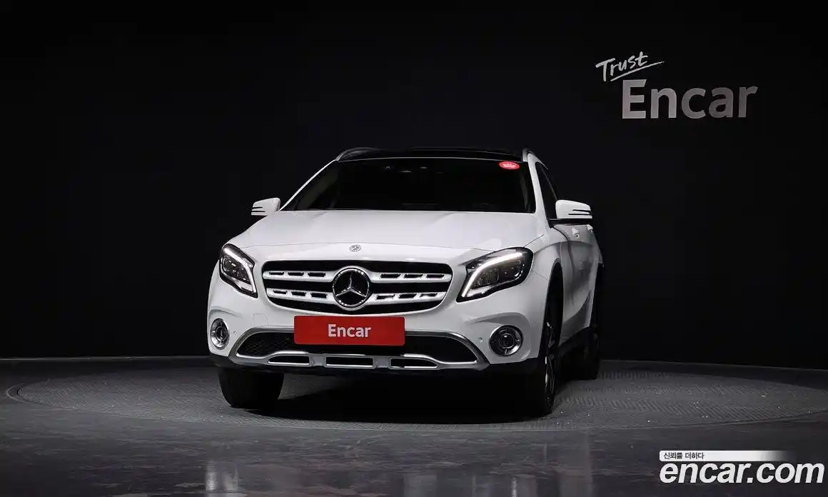 Mercedes-Benz GLA-Class 2019 2.0 гидро, фото 3