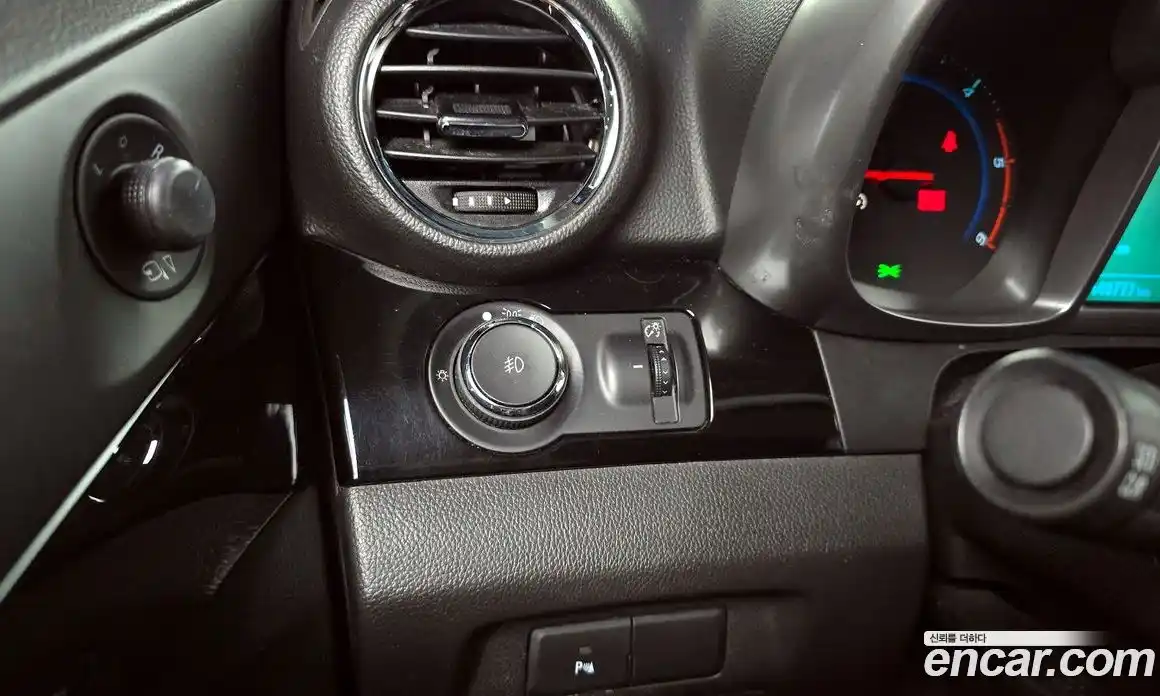 Chevrolet Orlando 2013 2.0 автомат (гидро), фото 23