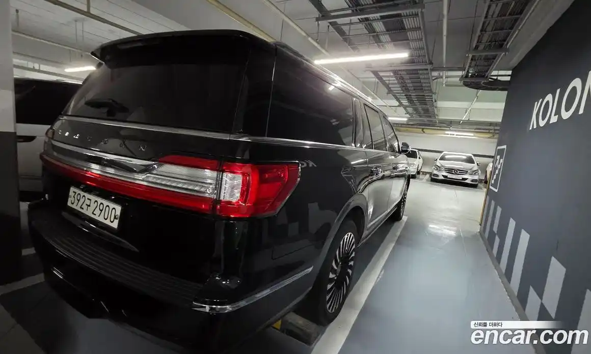 Lincoln Navigator 2019 3.5 автомат (гидро), фото 7 Lincoln Navigator 2019 3.5 автомат (гидро), фото 7