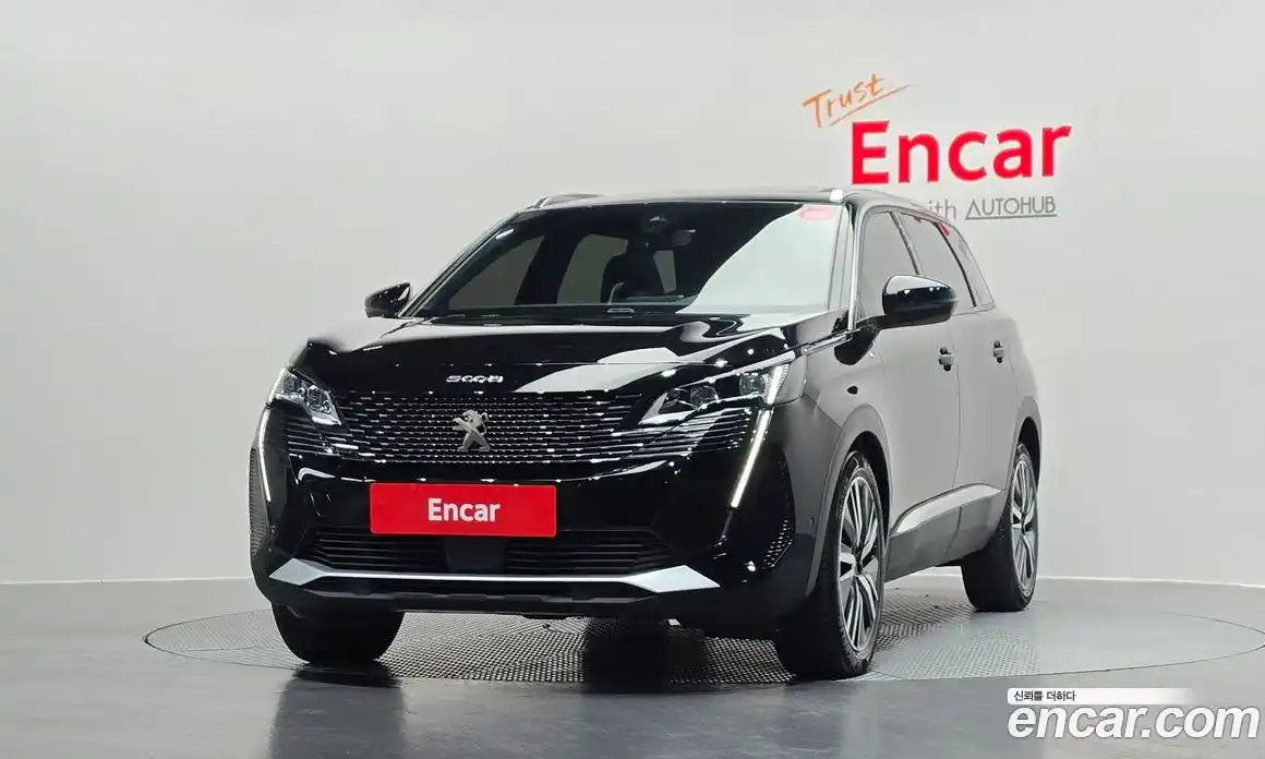 Peugeot 5008 2024 1.2 автомат (гидро), фото 3