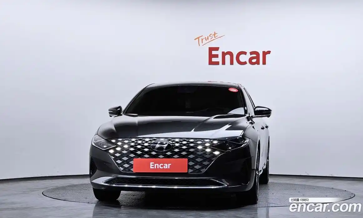 Hyundai Grandeur 2019 2.5 автомат (гидро), фото 3