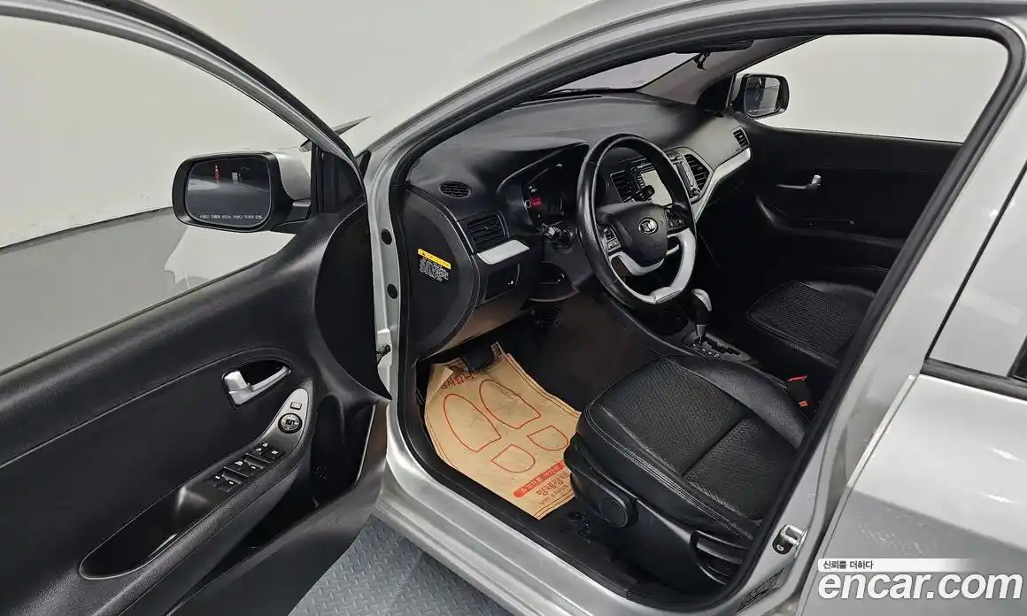 Kia Morning 2012 1.0 автомат (гидро), фото 13