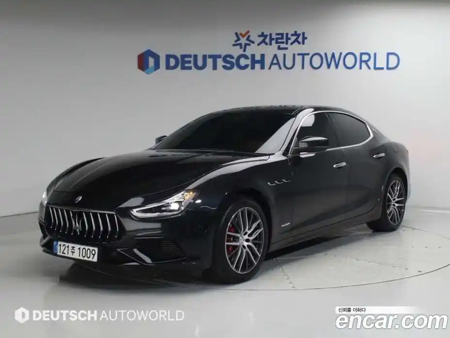 Maserati Ghibli 2020 3.0 автомат (гидро), фото 1 Maserati Ghibli 2020 3.0 автомат (гидро), фото 1
