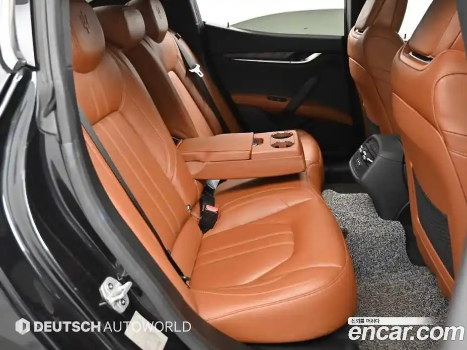 Maserati Ghibli 2020 3.0 автомат (гидро), фото 12 Maserati Ghibli 2020 3.0 автомат (гидро), фото 12