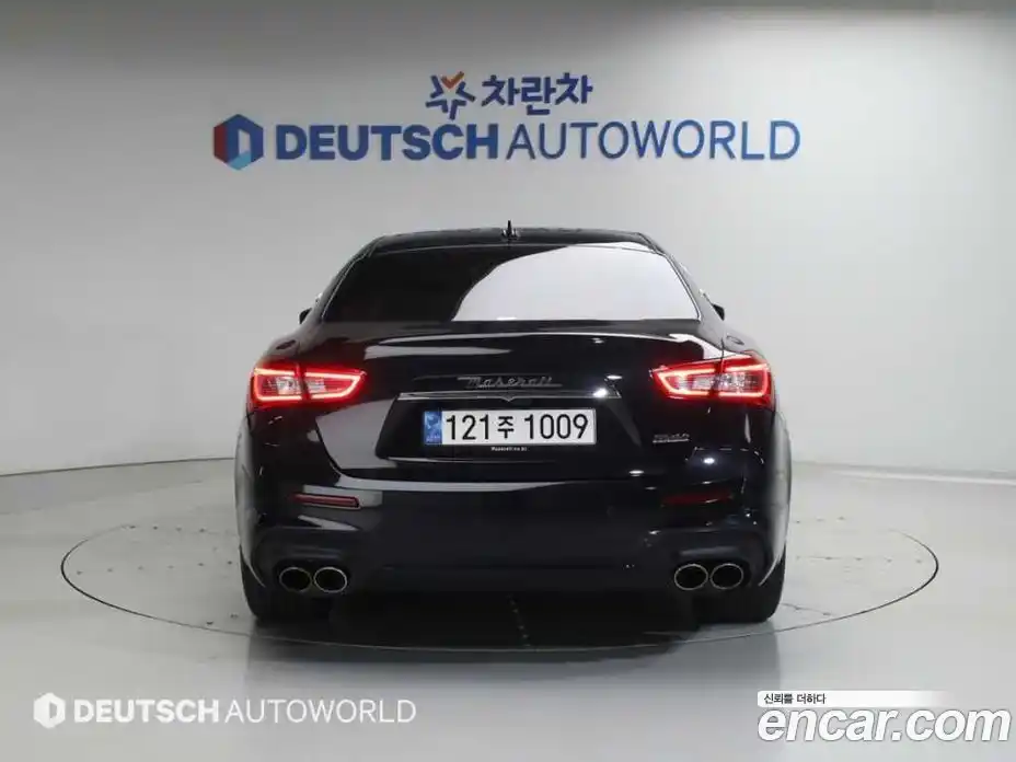 Maserati Ghibli 2020 3.0 автомат (гидро), фото 4 Maserati Ghibli 2020 3.0 автомат (гидро), фото 4