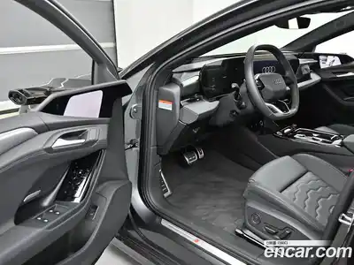 Audi A6 e-tron 2025 0.2 автомат (гидро), миниатюра 11