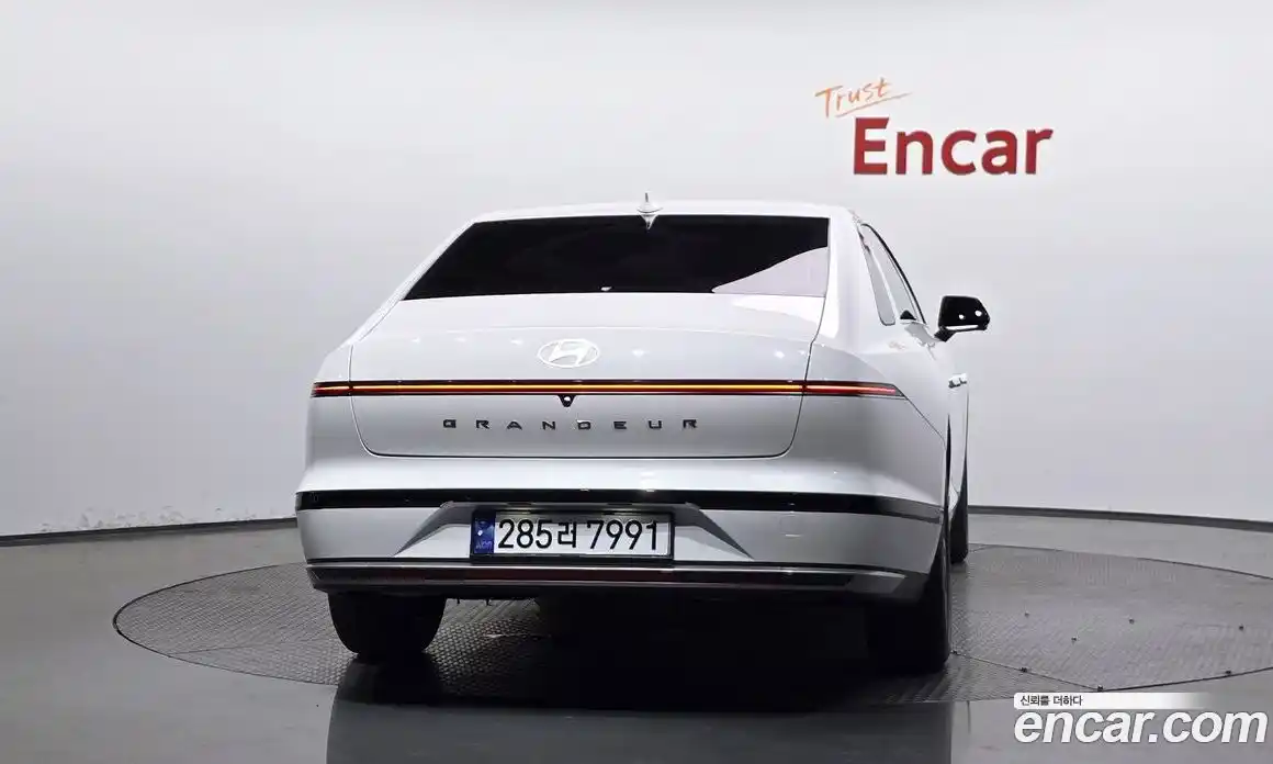 Hyundai Grandeur 2025 1.6 автомат (гидро), фото 4