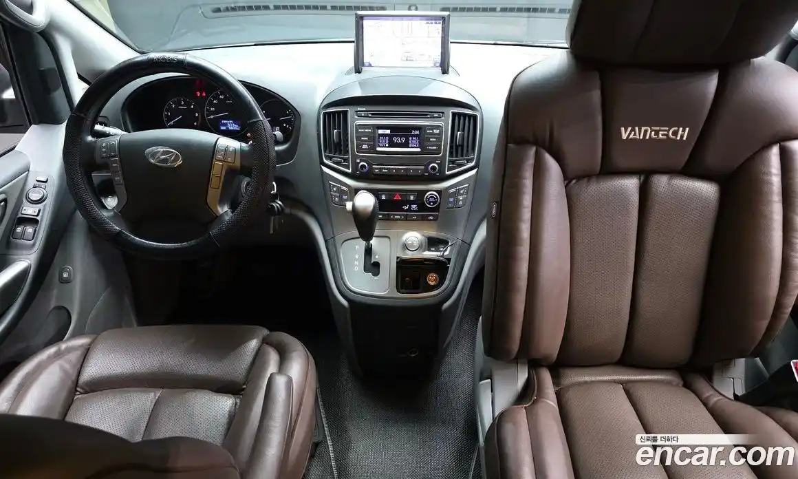 Hyundai Starex 2017 2.5 автомат (гидро), фото 10