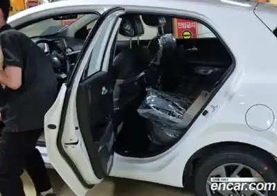 Kia Morning 2025 1.0 автомат (гидро), миниатюра 10